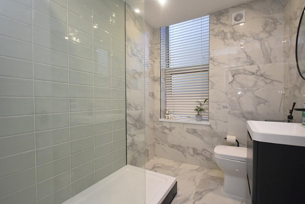Flat 4, 76 Connaught Road, Cardiff, CF24 3PX